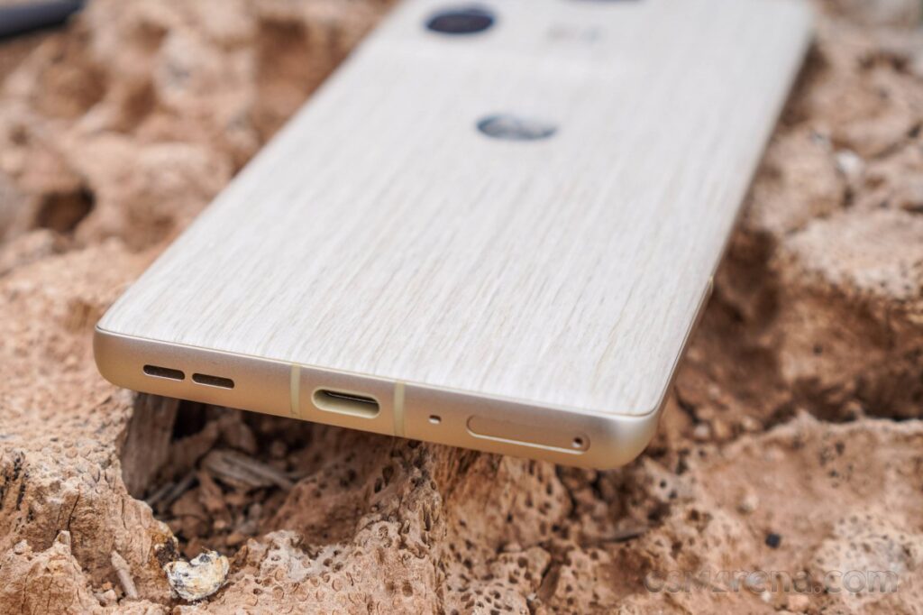 Motorola Edge 50 Ultra Bottom Speaker
